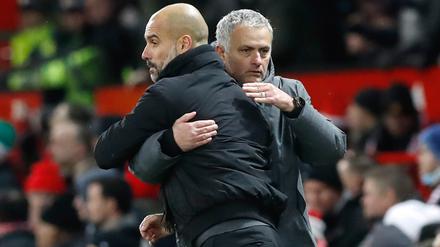 Pep (l.) und Mou. Zwei, die sich auch mal drücken. 