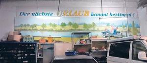 Eine Berliner Garage für „Auto und Service“. 