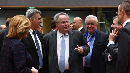 Neben Deutschland werden sich 24 weitere EU-Staaten an einer gemeinsamen Verteidigungsunion beteiligen. Das wurde formell beim EU-Außenministertreffen in Brüssel beschlossen. 