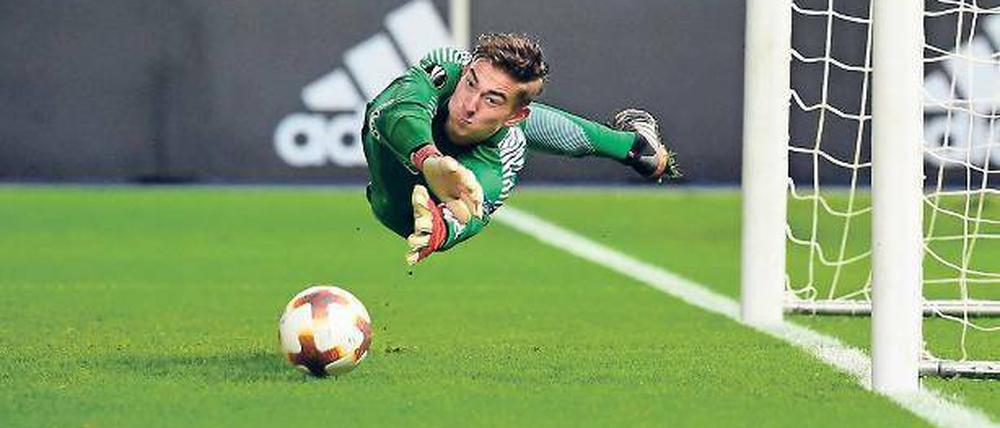 Starkes Debüt. Torwart Klinsmann parierte einen Elfmeter.