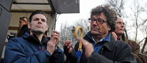 Ken Jebsen (links) und der Linken-Politiker Diether Dehm im Dezember 2014 beim "Friedenswinter" in Berlin.