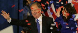 Wahlsieger in Alabama: Der Demokrat Doug Jones mit seiner Ehefrau Louise 