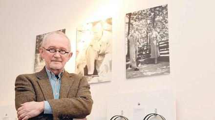 Ernest Wichner feiert seinen Abschied. Der Leiter des Literaturhauses Berlin in der Hermann-Hesse-Ausstellung . 