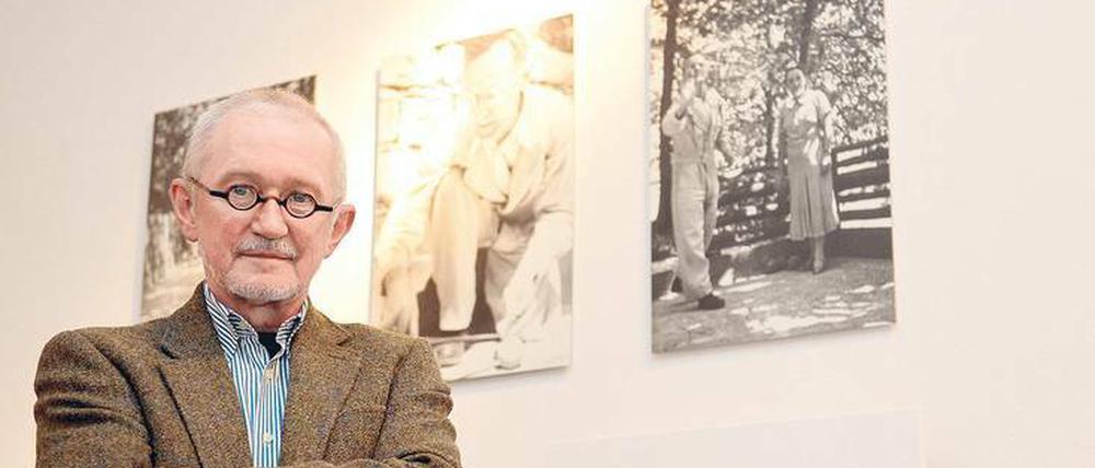 Ernest Wichner feiert seinen Abschied. Der Leiter des Literaturhauses Berlin in der Hermann-Hesse-Ausstellung . 