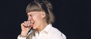 Die Choreographin Mette Ingvartsen verausgabt sich körperlich in ihrem Stück „21 Pornographies“