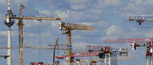 (Viele Baustellen, viele Ausgaben: Der Berliner Senat will investieren. (Archiv)