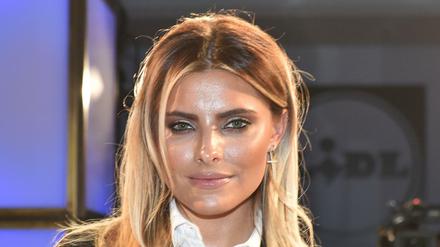Sophia Thomalla posiert 2015 in Berlin auf der ersten Fashion Show von Lidl im Club Felix.