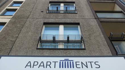 Teure Platten: Als Ferienwohnungen lassen sich auch die Platten an der Wilhelmstraße in Mitte zum Preis von Villen vermieten. 