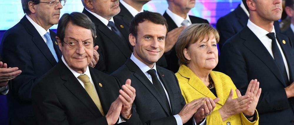 Da es im Friedensprozess für die Ukraine bisher kaum Fortschritte gab, wollen die Staats- und Regierungschefs der EU die Sanktionen gegen Russland verlängern. 
