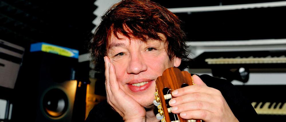 Seine Musik hält Karsten Troyke jung. Er liebt seine jiddischen Songs, aber auch Gipsy-Swing, Tangos und Walzer. 