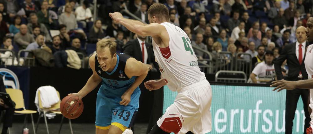 Luke Sikma ist bei Alba auf Anhieb zum Führungsspieler geworden. 