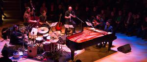 Kinan Azmeh (mit Klarinette) am Donnerstag im Pierre Boulez Saal.