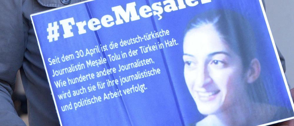 Solidarität mit der Inhaftierten: Immer wieder gibt es Kundgebungen für Mesale Tolu.