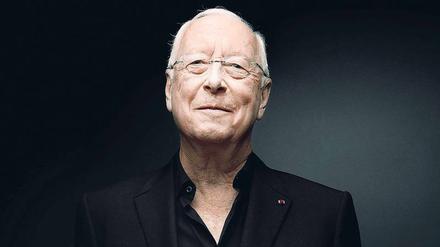 Gelassener Chef. William Christie leitet sein Ensemble vom Cembalo aus. 
