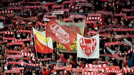 Die sportlichen Ergebnisse und die Trainerentlassung haben Unions Fans zuletzt etwas verunsichert. 