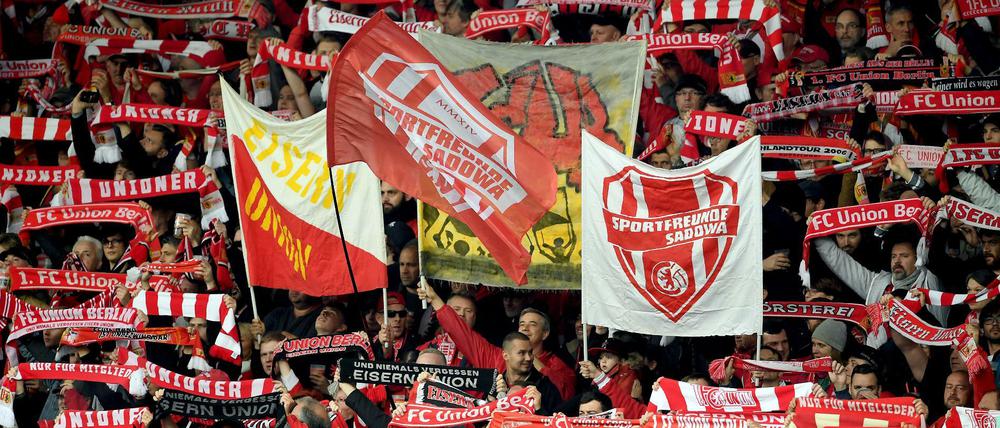 Die sportlichen Ergebnisse und die Trainerentlassung haben Unions Fans zuletzt etwas verunsichert. 