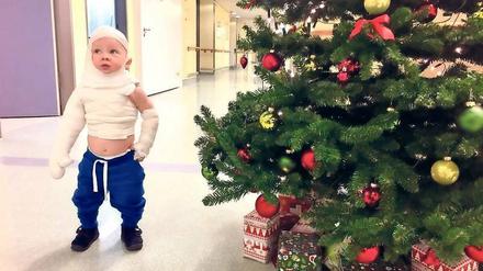 Im Unfallkrankenhaus. Weihnachten 2016 verbrachte Nelson mit seiner Familie im UKB.