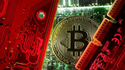 Reines Spekulationsobjekt oder echte Währungsalternative? Am Bitcoin scheiden sich die Geister.