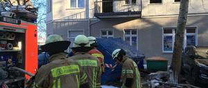 Brand in Moabit. Eine leblose Person wurde entdeckt.