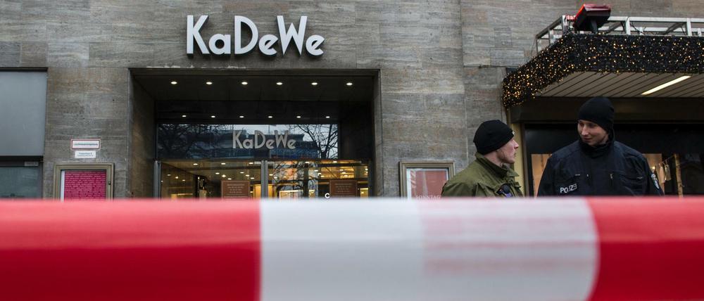Am 20. Dezember 2014 hatten Mitgleider einer Großfamilie das KaDeWe überfallen. Nu n wurde der Vater verurteilt.