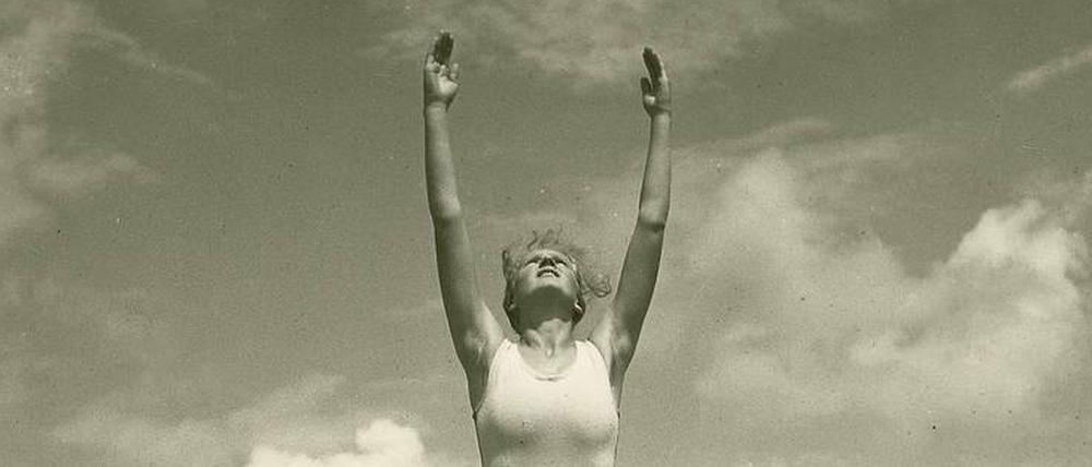 Die Wiener Fotografin Anna Koppitz machte 1938/39 eine Serie von Bildern in der Schule Burg Neuhaus. 