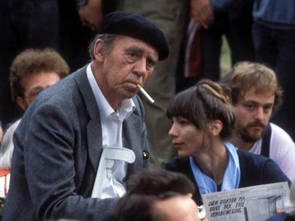 Engagiert. Heinrich Böll (hier bei Protesten im Jahr 1980) wurde am 21. Dezember 1917 in Köln geboren. Er starb 1985.
