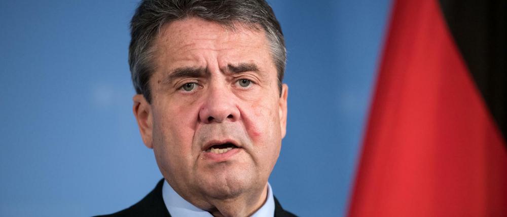 Vizekanzler Sigmar Gabriel (SPD) will die Integration von Flüchtlingen neu regeln und Anreize für die Kommunen schaffen.