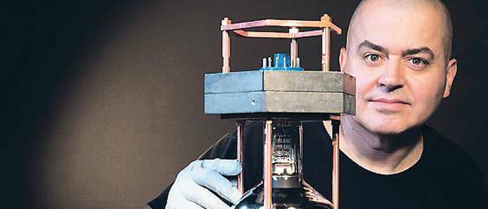 Partikelfalle. Ein tragbarer Detektor für Neutrinos.
