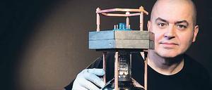 Partikelfalle. Ein tragbarer Detektor für Neutrinos. 