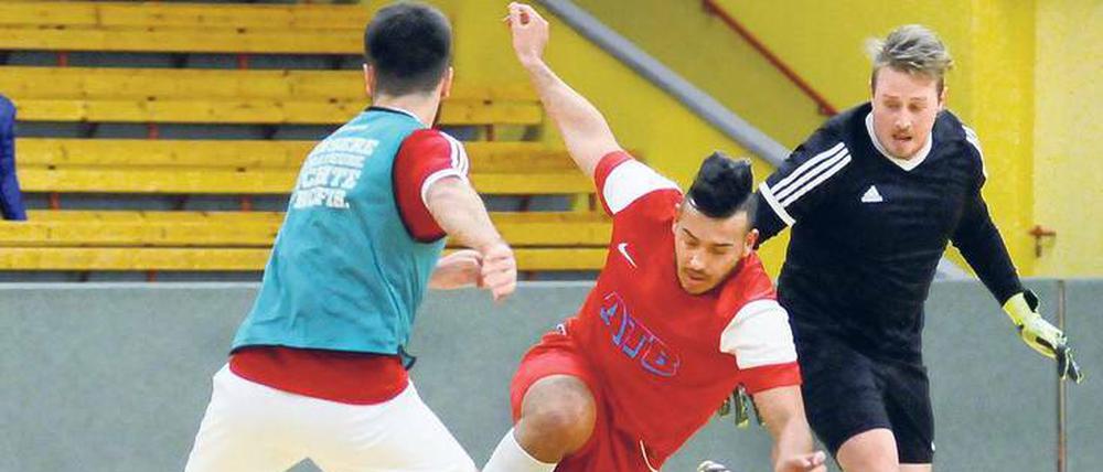 Manchmal kann es in der Halle drunter und drüber gehen.