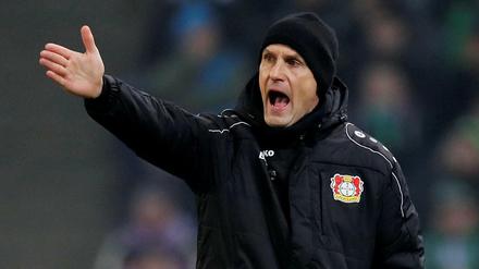 Heeeeey! Was ist das denn? Tatsächlich, ein stehender Heiko Herrlich.