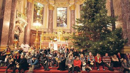 Rund 10 000 Menschen werden einen der sechs Gottesdienste im Dom besuchen. 