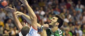 Petar Nenadic (r) machte sein letztes Spiel für die Berliner.