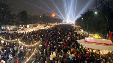 Die Silvestermeile in Berlin. Jetzt erstmals mit "Women’s Safety Area".