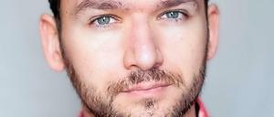 Der Autor Sebastian Guhr studierte Philosophie und Germanistik. Er lebt in Neukölln