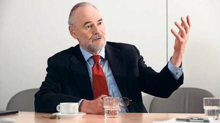 „Die Menschen sind heute so zufrieden wie seit der Wiedervereinigung nicht mehr“, sagt Gert G. Wagner. Sein Rezept für eine zufriedene Gesellschaft: Die Arbeitslosigkeit muss niedrig bleiben. 