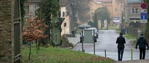 Ausstellungs-Örtchen: Wer durch Petzow spaziert, kommt unter anderem am alten Spritzenhäuschen vorbei.