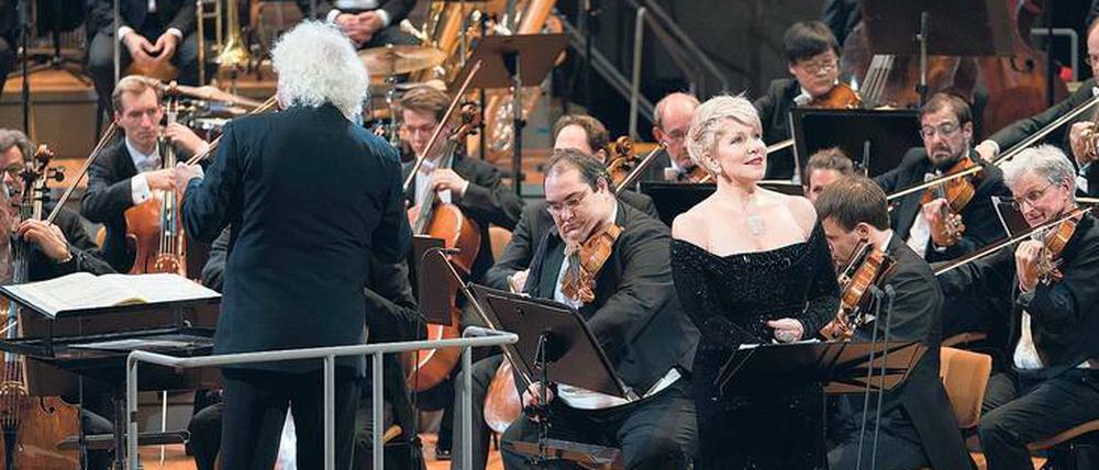 Möchte man auf jede Party einladen. Dirigent Simon Rattle und Mezzosopranistin Joyce DiDonato.