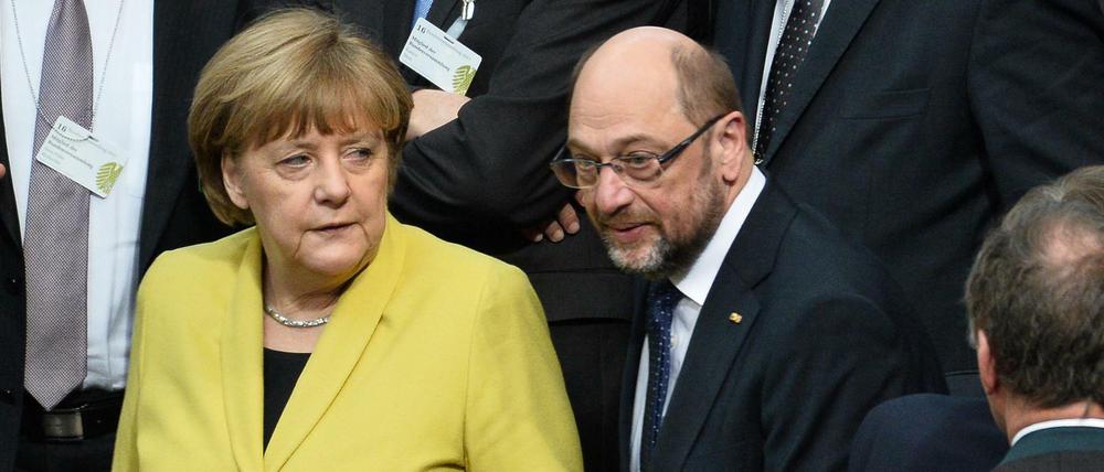 Bundeskanzlerin Angela Merkel (CDU) und SPD-Chef Martin Schulz (Archivbild). 