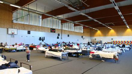 Als die Turnhalle der FU in Berlin-Dahlem noch eine Notunterkunft war.