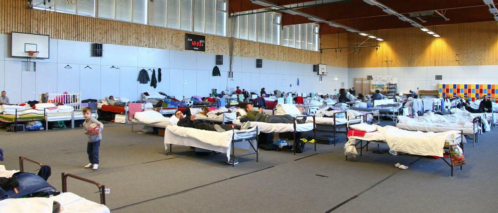 Als die Turnhalle der FU in Berlin-Dahlem noch eine Notunterkunft war.