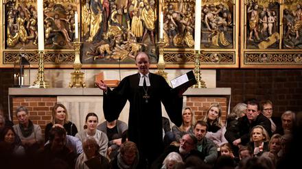Weihnachten waren die Kirchen voll (hier ein Foto aus Hannover), aber nicht alle waren froh über das, was sie dort zu hören bekamen.