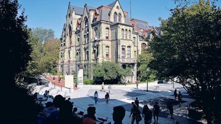Das College als Ziel. Für ihre künftige Uni (im Bild die Uni Philadelphia) wollen sich Schüler oft mit zusätzlichen Kursen und außerschulischen Aktivitäten empfehlen. 