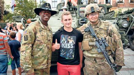 In Polen, hier in der Stadt Tarnow, wurden US-Soldaten bei ihren Truppentransporten mit Ziel Estland im Frühjahr 2016 teilweise sogar mit Jubel empfangen.