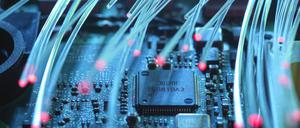 Fibre data passing data in hardware for network security