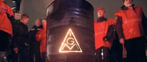 Alle Jahre wieder ruft die IG Metall zu Tarifrunden ihre Mitglieder auf die Straße. In diesen Tagen beginnen die Warnstreiks, nächste Woche wird wieder verhandelt. Vor Februar wird nicht mit einem Tarifkompromiss gerechnet. 