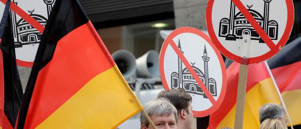 Demonstration gegen "Islamisierung".