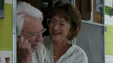 Gut aufgelegt, trotz Alzheimer und Krebs. Ella (Helen Mirren) und John (Donald Sutherland).