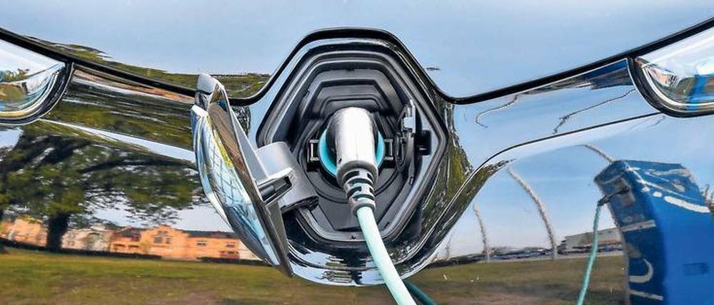 Stromausfall. Ihr Anteil am Automarkt wächst, doch die Nachfrage nach E-Autos bleibt hinter den Erwartungen zurück.