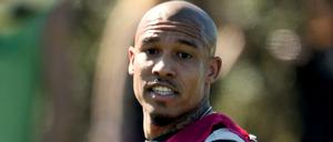 Will es nochmal wissen. Nigel de Jong wechselt vom Bosporus an den Rhein.